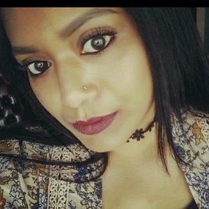 Meet your Posher, Farah